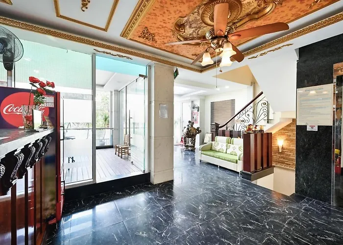 Quang Hoa Airport Hotel
